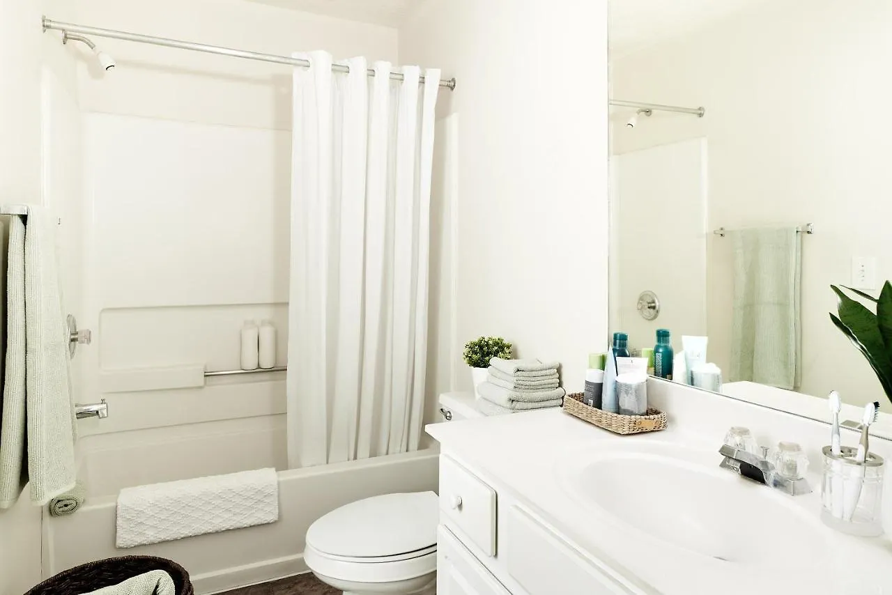 Intown Suites Extended Stay Phoenix Az - West